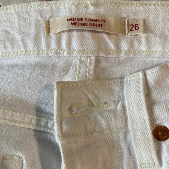 LEVIS WEDGIE STRAIGHT - Picture 2 of 3